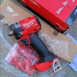 MILWAUKEE IMPACT WRENCH FUEL 