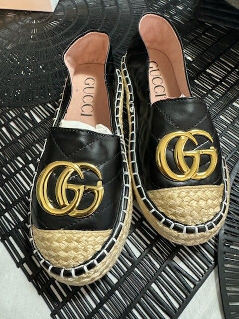 Shoes Size 6