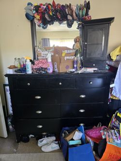 Ashley Furniture Real Wood 9 Drawers