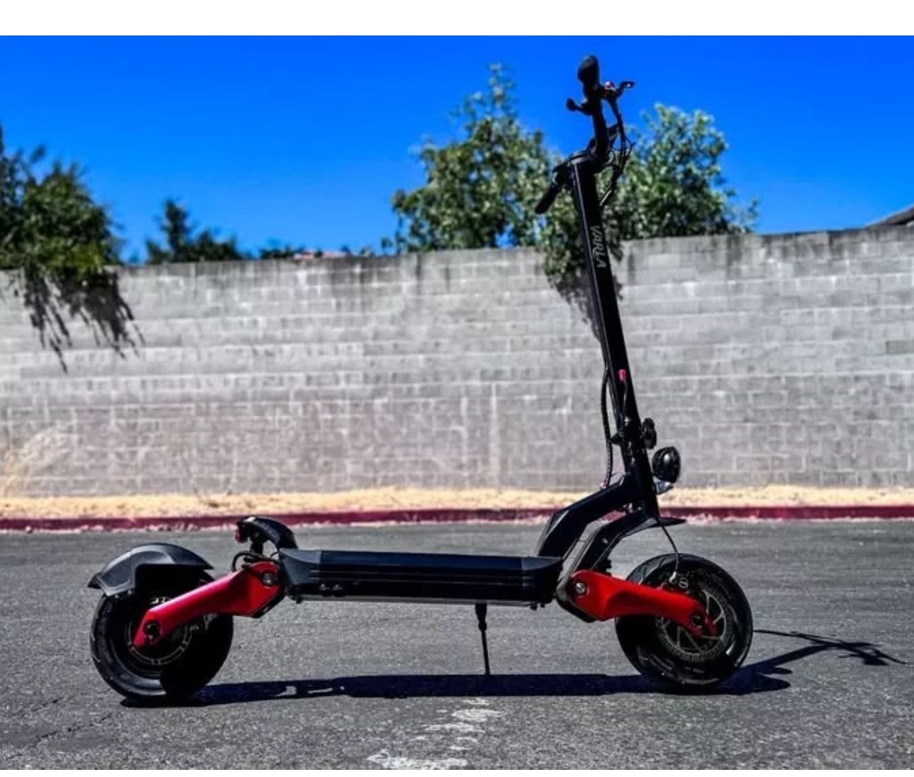 Varla Eagle One Pro 1200 Watts Each Dual Motor 45 Mph Excellent Condition