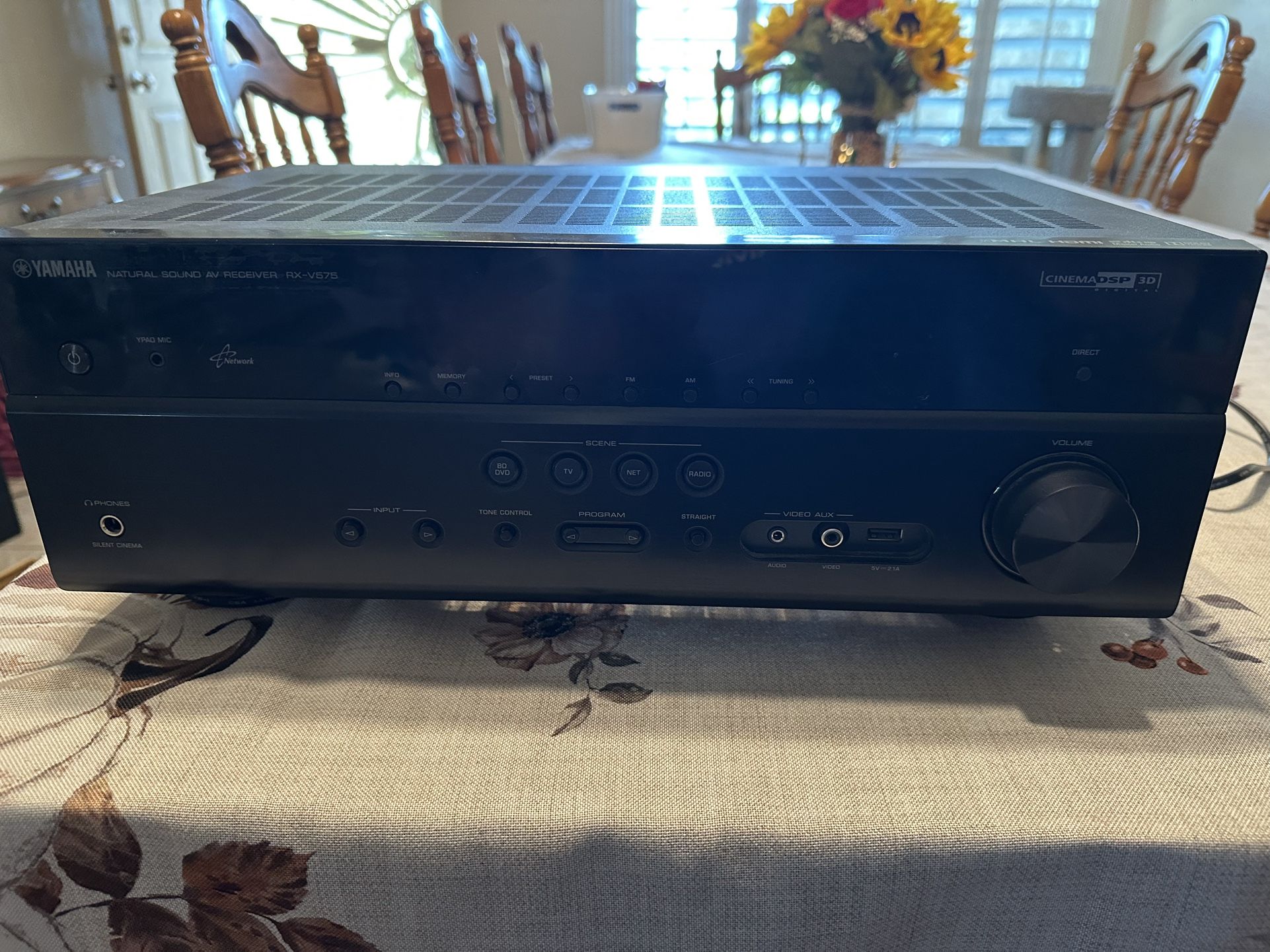 Yamaha RX-V575 receiver  