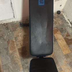 Weightlifting Bench With Accessories