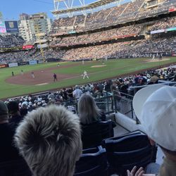 Padres Vs Nationals Friday Field Level 2 Tickets For 80