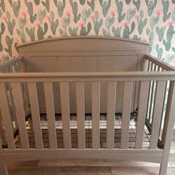 Delta 4 In 1 Crib