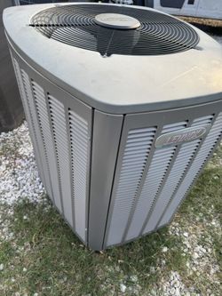 4 Ton Lennox AC Condenser 410a