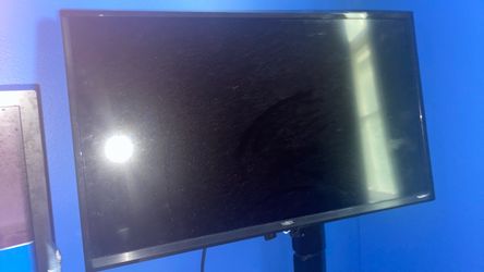 TCL tv 32in