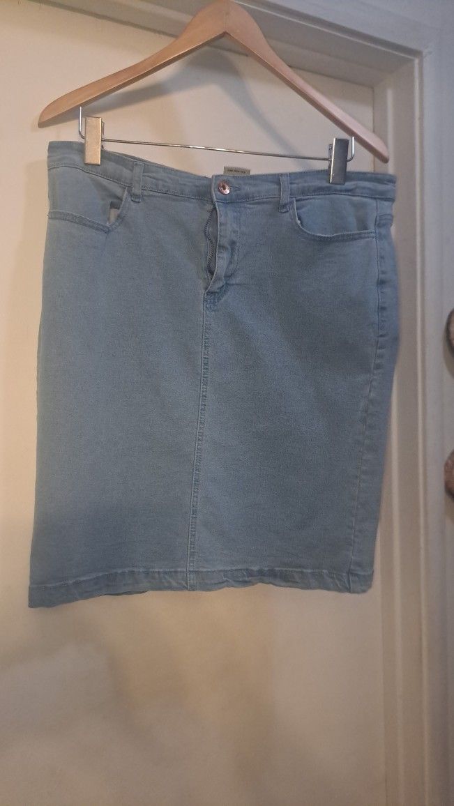 Lark And Gray XL Denim Skirt