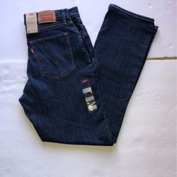 New Women Levi Jeans Size 8