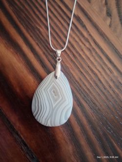 Chalcedony Agate And 925 Sterling Silver Chain
