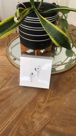 apple airpod 4s