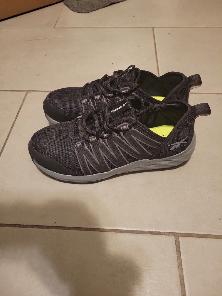 Rebook Womens Size 9 Steeltoe Shoes