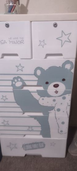 Plastic baby dresser gently used $25