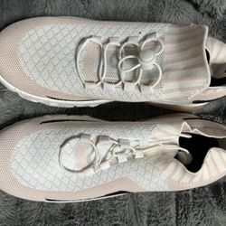 Sneakers 👟 Running Shoes