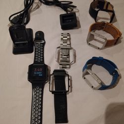 Fitbit Blaze Smart Fitness Tracker Watch w/ 2 Chargers And 5 Extra Bands