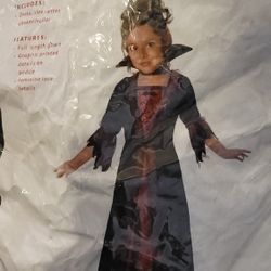 Girls vampira vampire Halloween costume