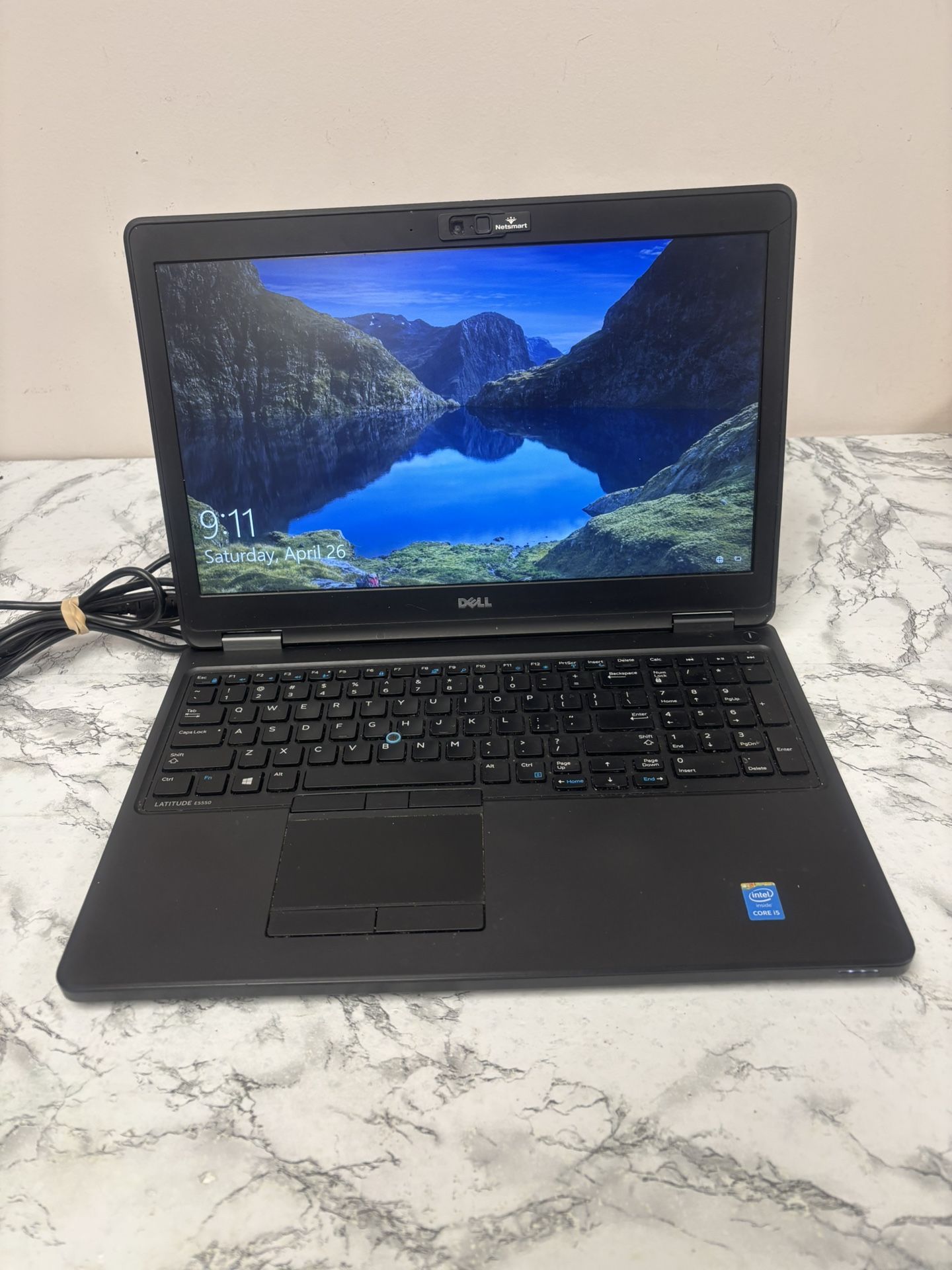 Dell Latitude E5550 i5-5200 2.20Ghz 500HDD 16Gb win 10 w charger