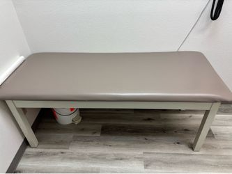 Medical Exam Table -Good condition