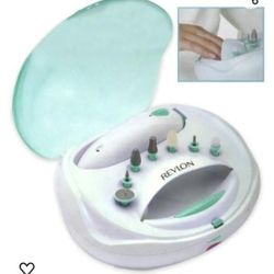 Revlon MoistureStay Manicure Pedicure System with Nail Dryer