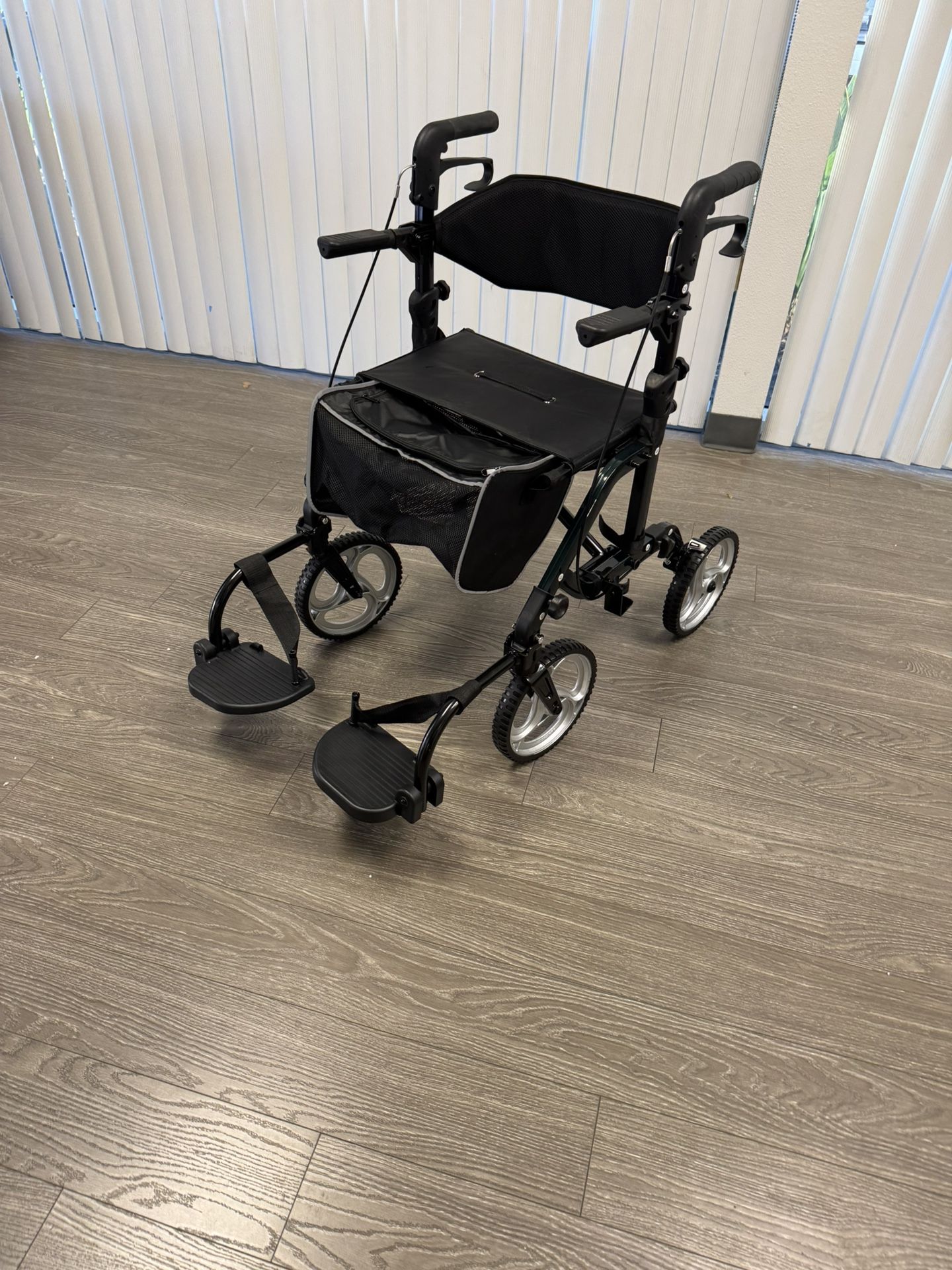 New / Elenker Wheelchair - Rollator / Very Lightweight Lots Of Featured