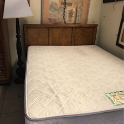 Queen Size Bedroom Set