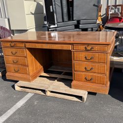 Solid Wood Desk Must Pick Up Today