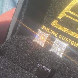 Diamond Earrings 1.79ct Vs