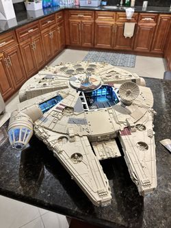 Millennium Falcon Customized Build