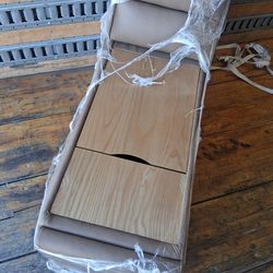 Rhune Leather Sectional Piece With USB