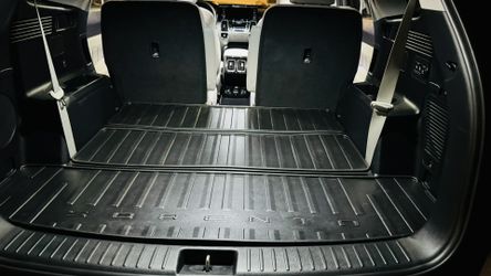 2021-2024 Kia Sorento Folding Cargo Mat