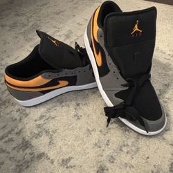 Jordan 1 Low SE Light Graphite Vivid Orange