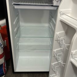 Mini Refrigerator 