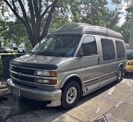 1999 Chevrolet Express