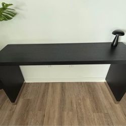 Like new black kitchen center island Bar High Top table perfect condition