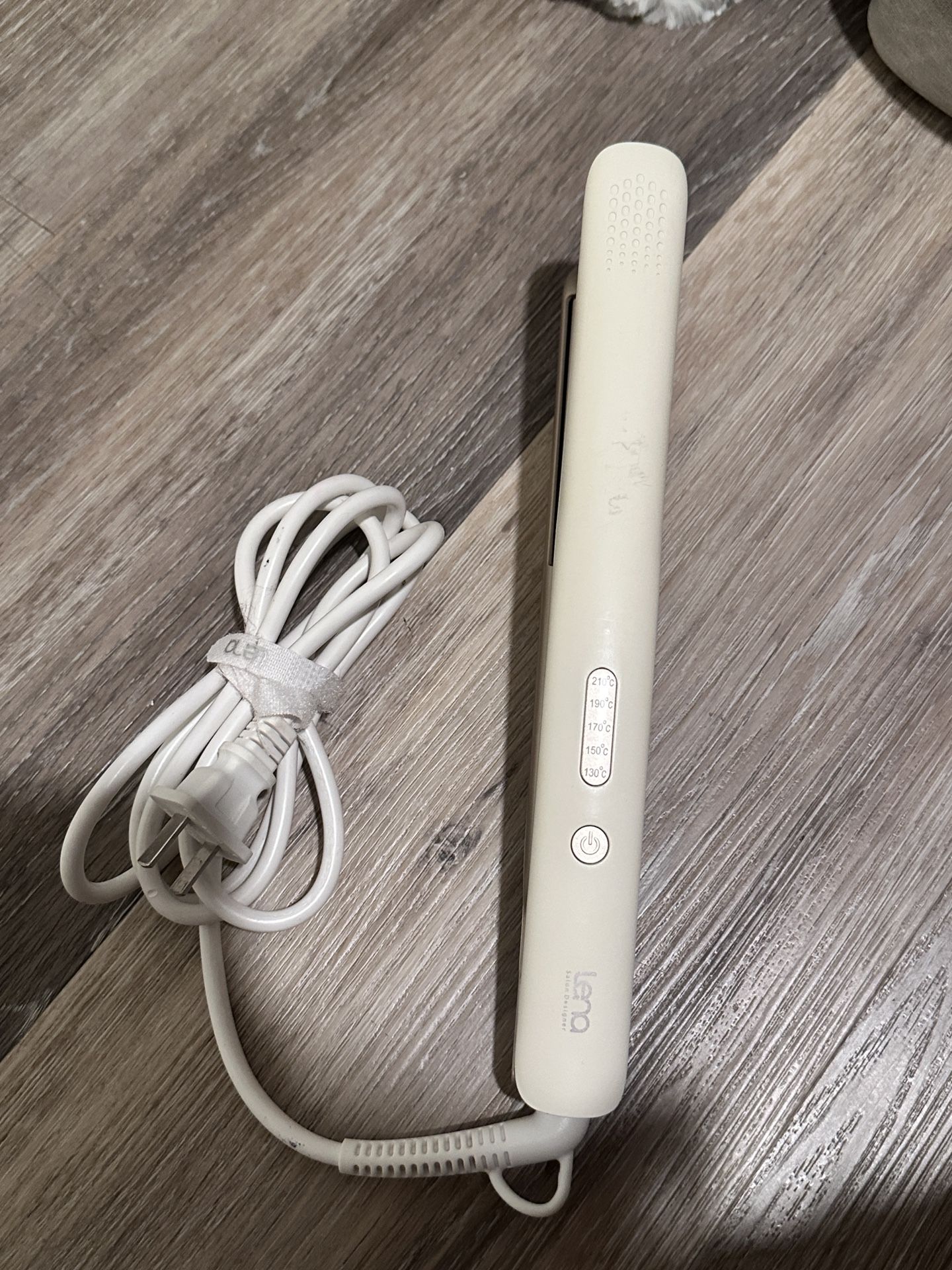 Lena Hair Straightener