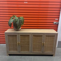Rattan cabinet 
