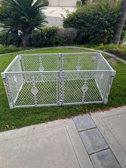 Baby play pen