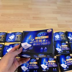 Silcot Uruuru Sponge Facial Cotton 18 boxes.