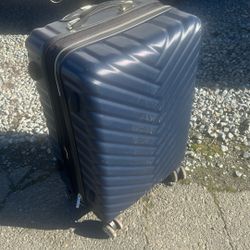 Great Traveling Luggage 11X17” And 26” Inches Tall 