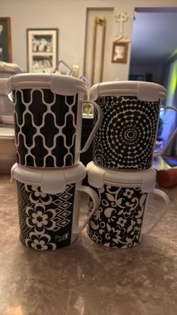 Set Of 4 French Bowl Cups