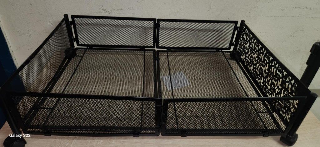 Underbed Storage Container, Carbon Steel Sturdy Under Bed Organizer with Wheels for Home (Black)