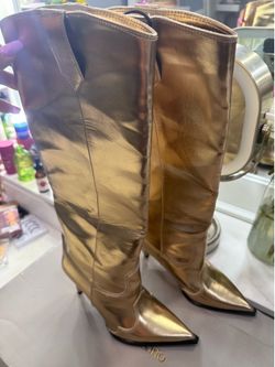 Woman boots