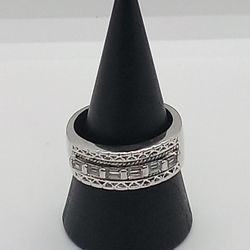 BEAUTIFUL WOMANS SILVER TONE RHINESTONE RING SIZE 8
