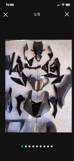 20 19 Yamaha R1 Complete Set Of Fairings In Plastics In