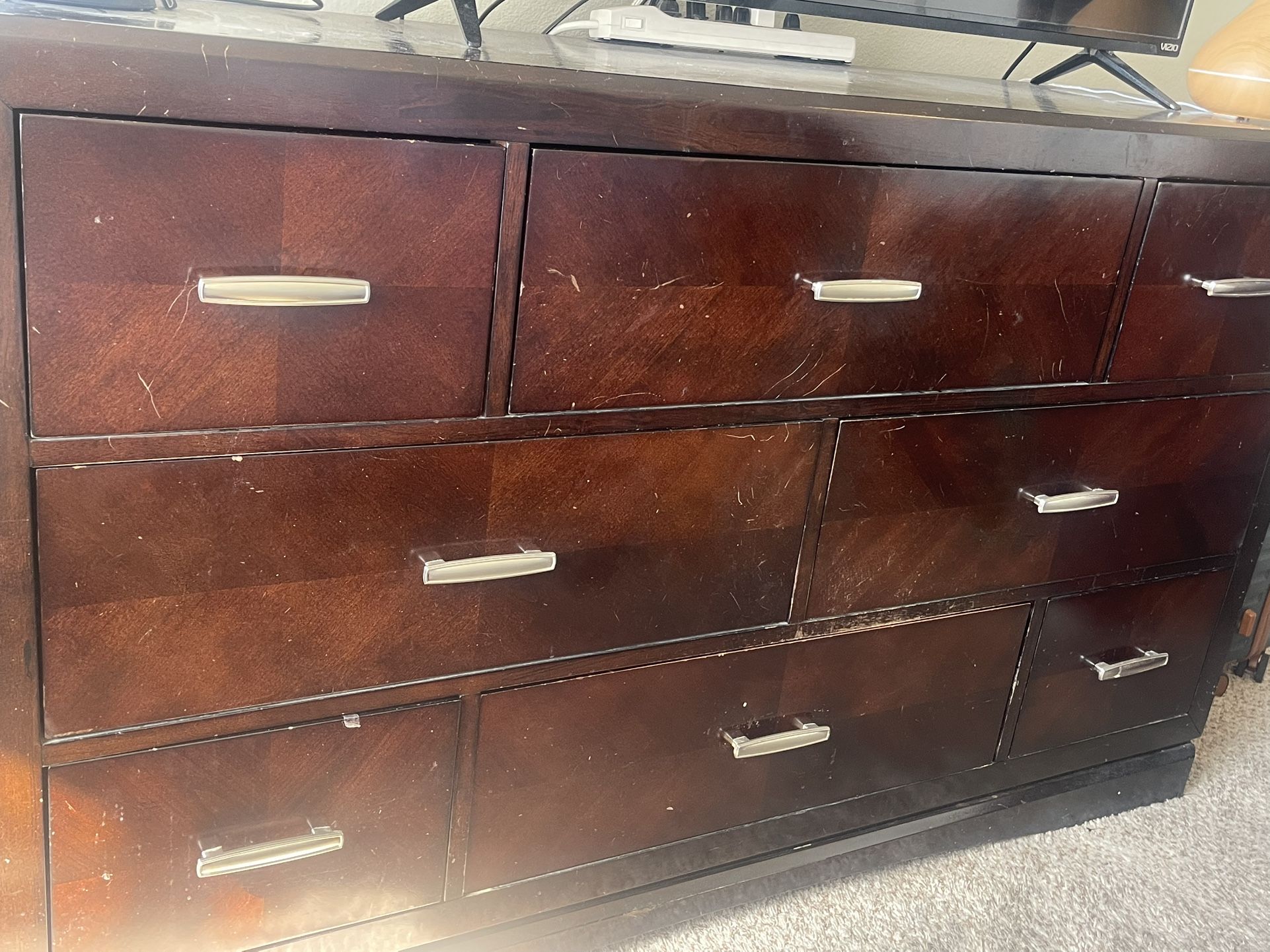 HEAVY WOOD Dresser 