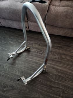 Motorcycle lift