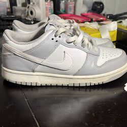7 youth gray and white Nike dunks