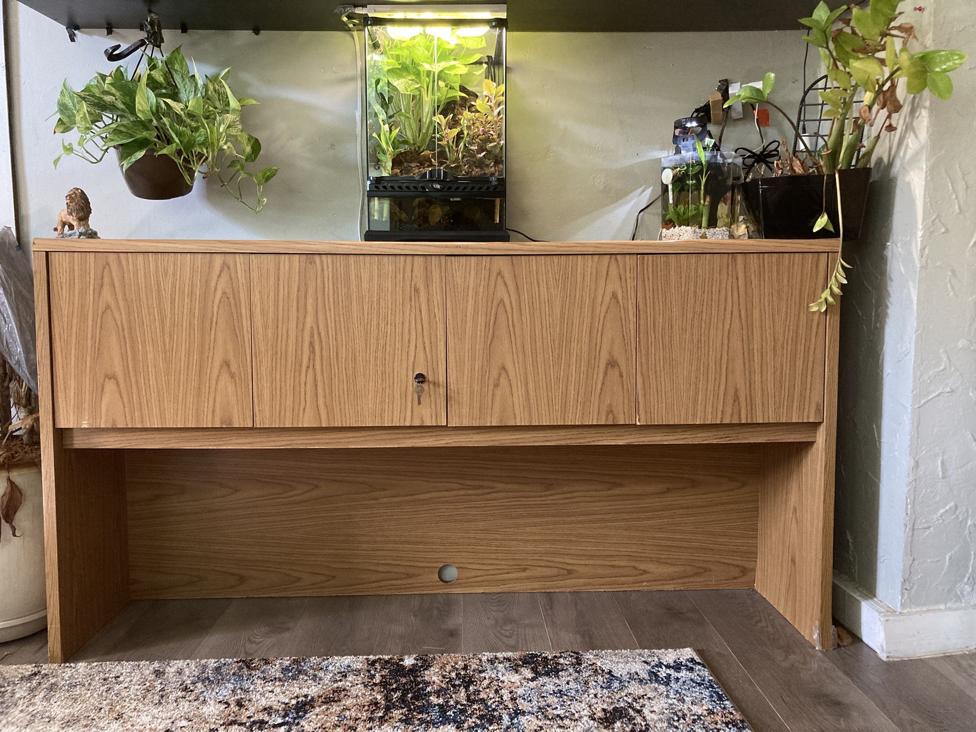 STAND/TABLE CABINET