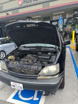 2000's Lexus rx300