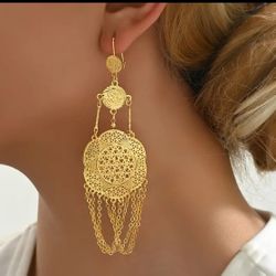 Exaggerated Golden Coin Hollow Flower Tassel Design Dangle Earrings Copper 18K Gold Plated Jewelry Personality Ear Decor