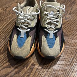 Pre-owned Adidas Yeezy Boost 700 – Size 10.5